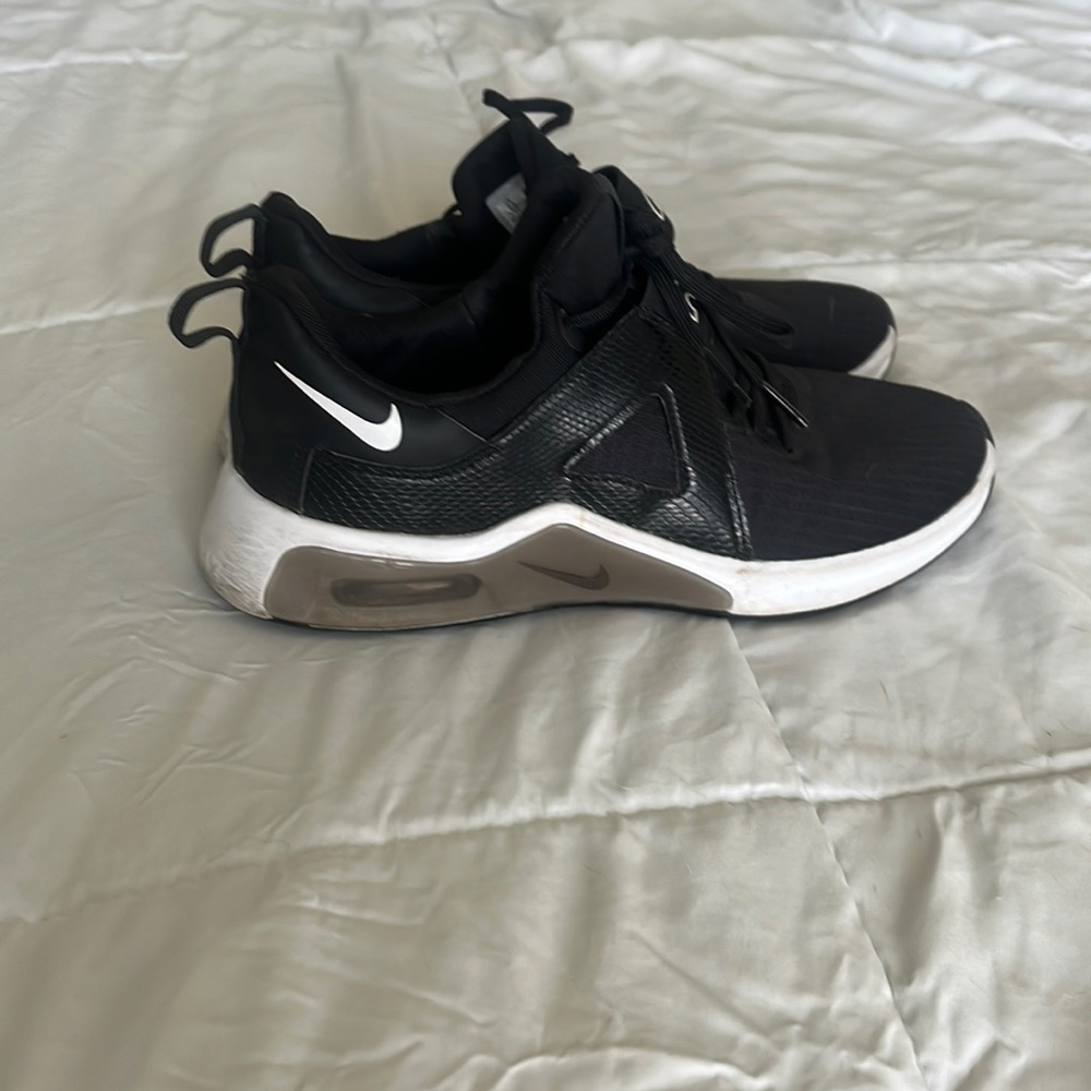 Womens Nike AirMax Workout Shoes